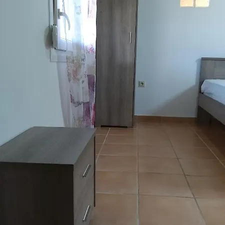 & Christina Σάρτη