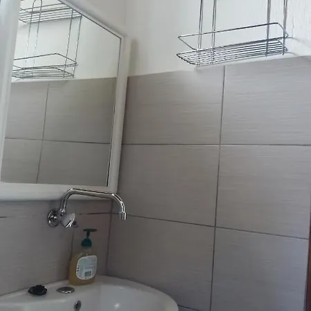 شقة & Christina *