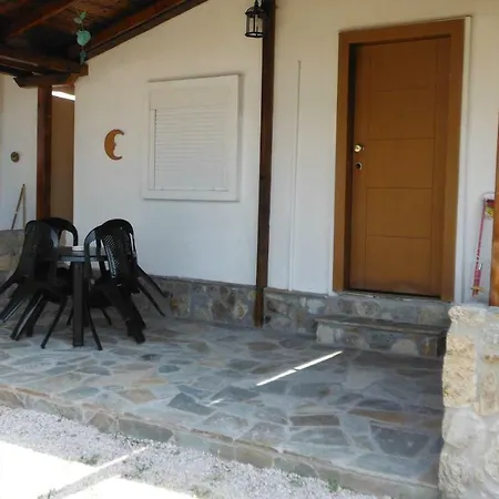 & Christina * سارتي