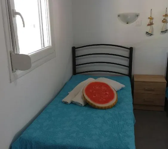 & Christina 萨尔蒂