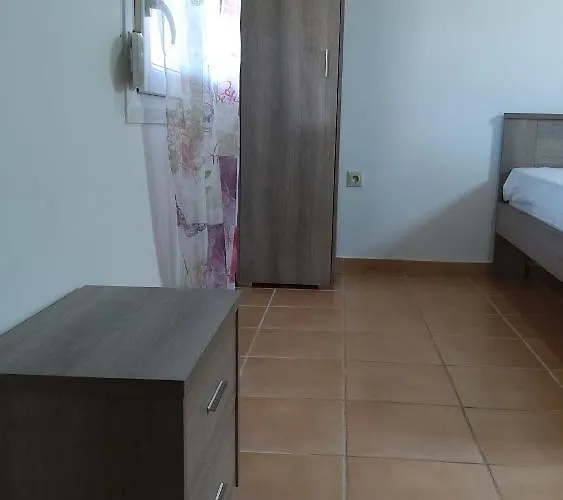 & Christina 萨尔蒂